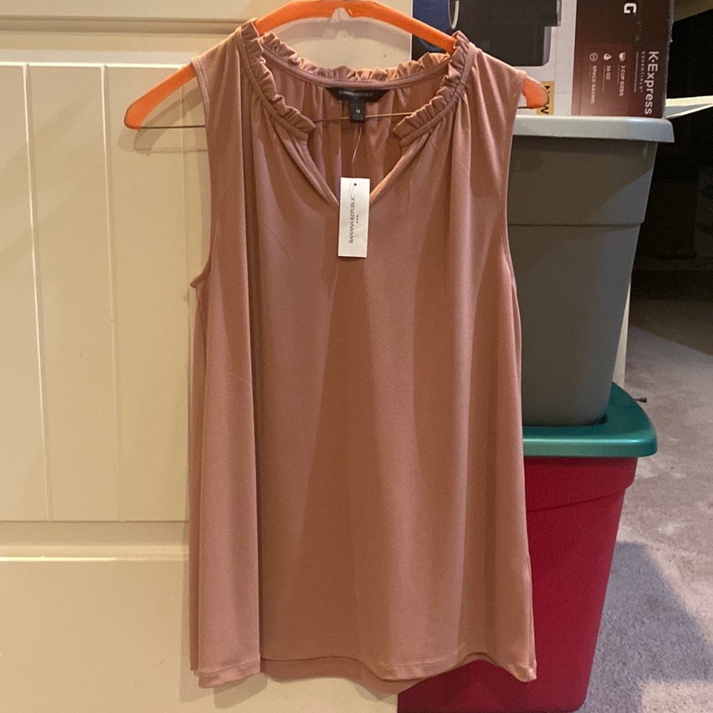 Beautiful Mauve color sleeveless top